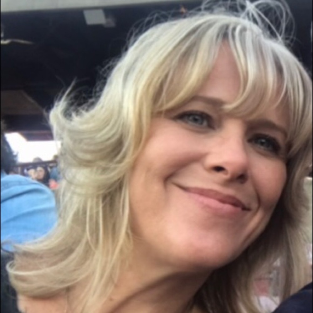 Meet your Posher, Maryjoy